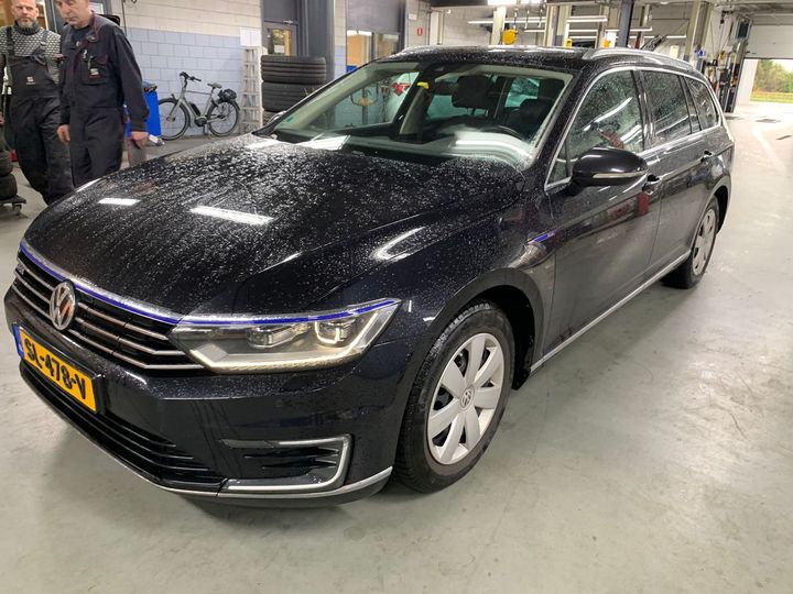 VOLKSWAGEN PASSAT 2016 wvwzzz3czge199255