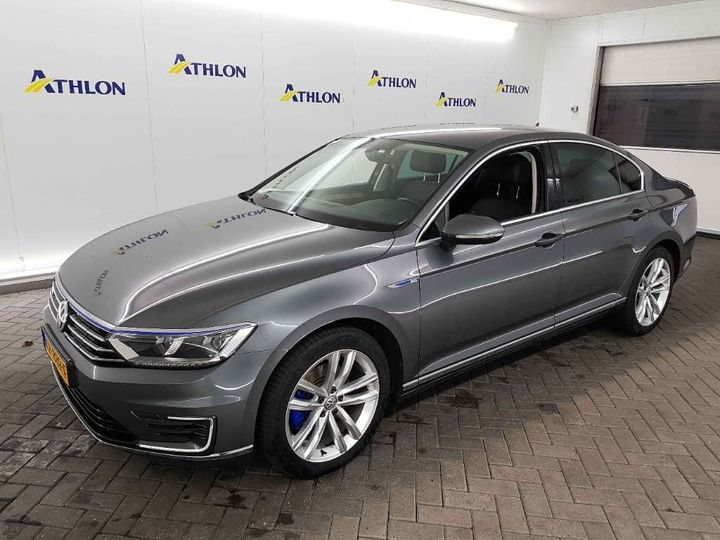 VOLKSWAGEN PASSAT 2016 wvwzzz3czge200029