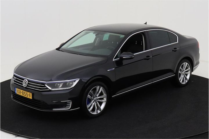 VOLKSWAGEN PASSAT 2016 wvwzzz3czge200232