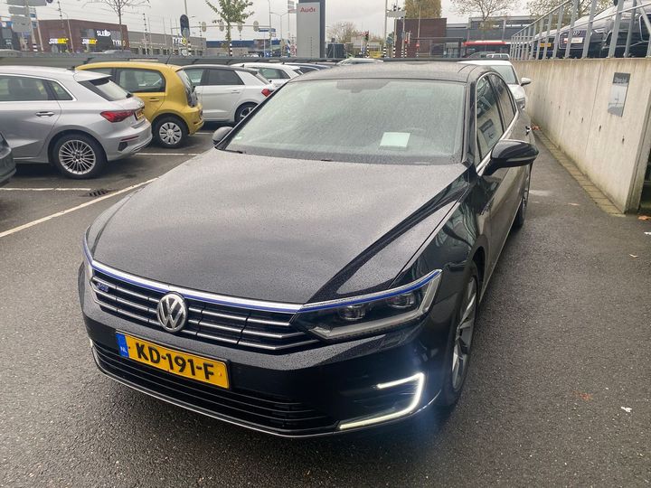 VOLKSWAGEN PASSAT 2016 wvwzzz3czge203418