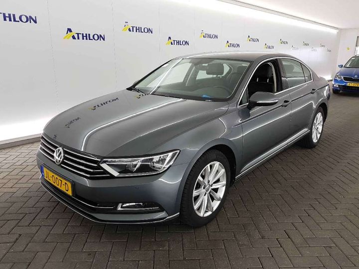 VOLKSWAGEN PASSAT 2016 wvwzzz3czge210950