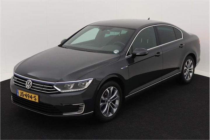 VOLKSWAGEN PASSAT 2016 wvwzzz3czge211851