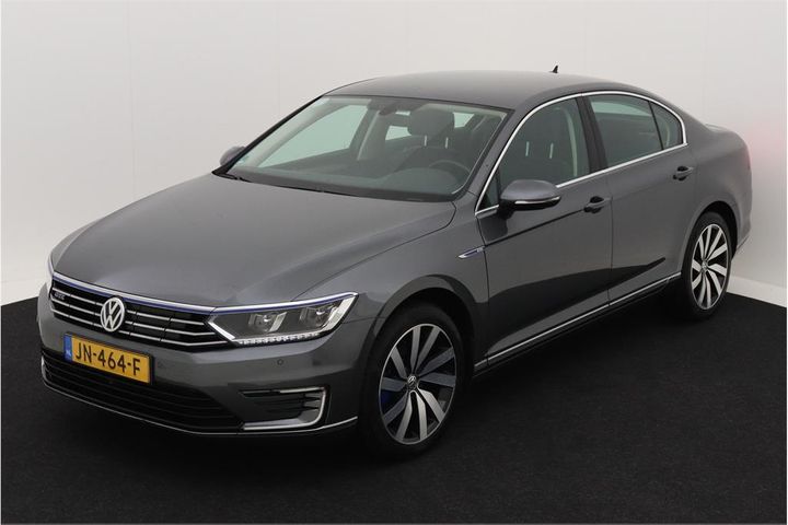 VOLKSWAGEN PASSAT 2016 wvwzzz3czge215230