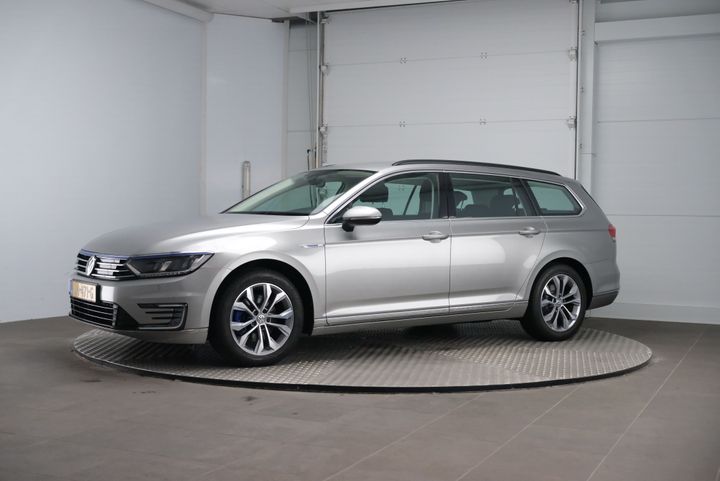 VOLKSWAGEN PASSAT 2016 wvwzzz3czge224432