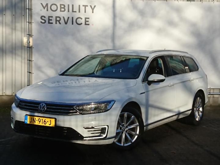 VOLKSWAGEN PASSAT 2016 wvwzzz3czge224887