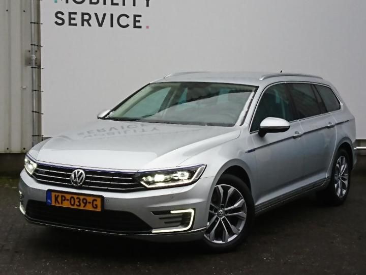 VOLKSWAGEN PASSAT 2016 wvwzzz3czge227258