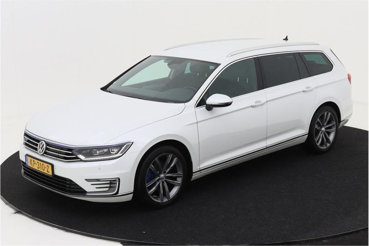 VOLKSWAGEN PASSAT 2016 wvwzzz3czge236222