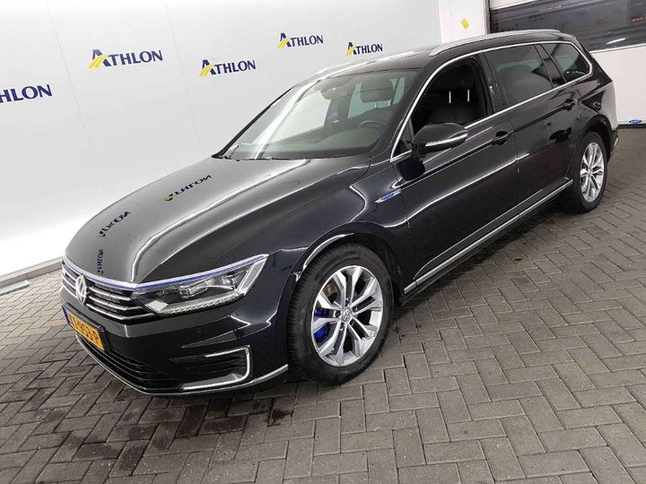 VOLKSWAGEN PASSAT 2016 wvwzzz3czge237599