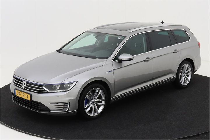 VOLKSWAGEN PASSAT 2016 wvwzzz3czge237631