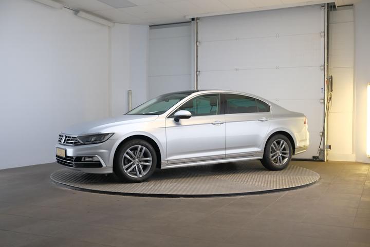 VOLKSWAGEN PASSAT 2016 wvwzzz3czge239665