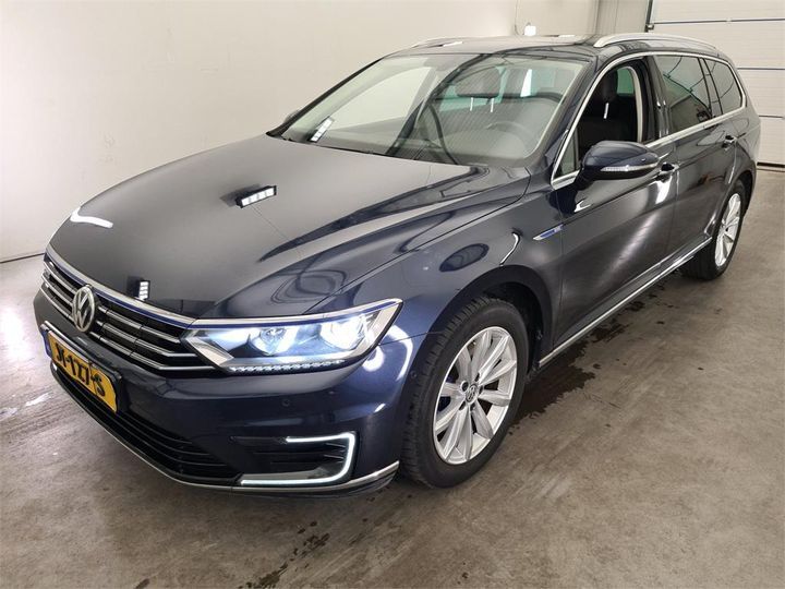 VOLKSWAGEN PASSAT 2016 wvwzzz3czge247226