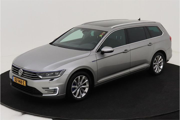 VOLKSWAGEN PASSAT 2016 wvwzzz3czhe008625