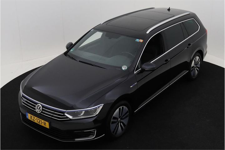 VOLKSWAGEN PASSAT 2016 wvwzzz3czhe009082