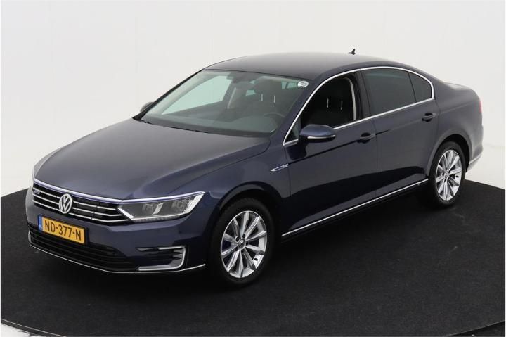 VOLKSWAGEN PASSAT 2016 wvwzzz3czhe010212