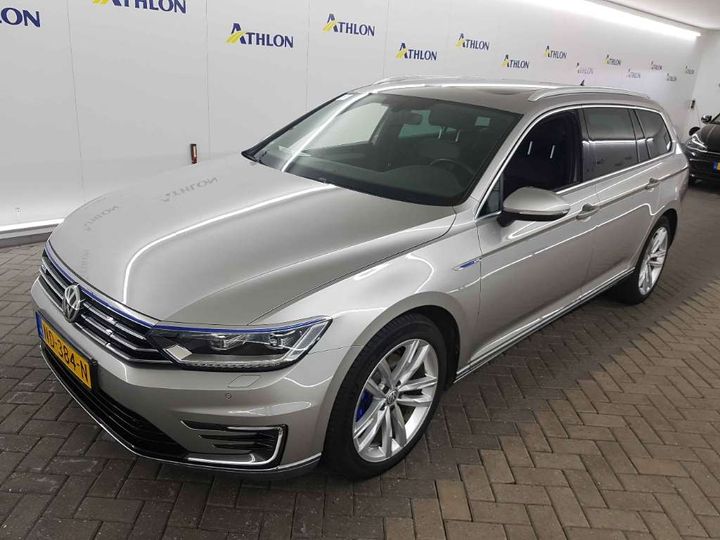 VOLKSWAGEN PASSAT 2016 wvwzzz3czhe012182