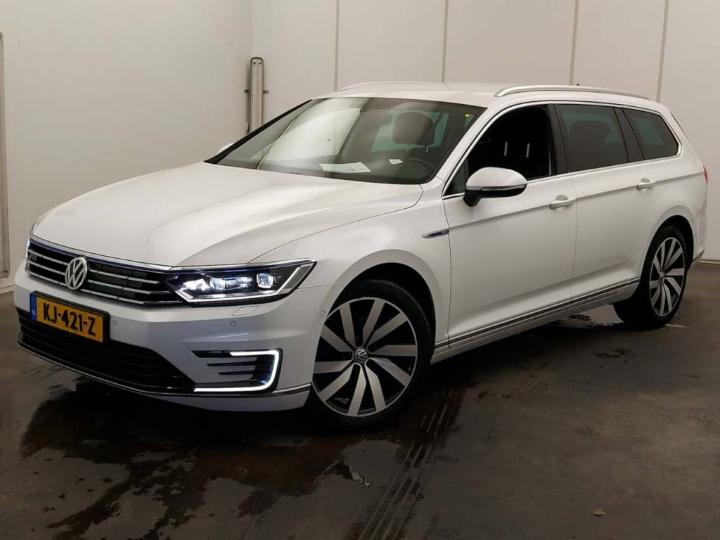 VOLKSWAGEN PASSAT 2016 wvwzzz3czhe013370