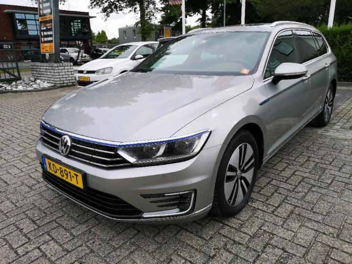 VOLKSWAGEN PASSAT 2016 wvwzzz3czhe015211