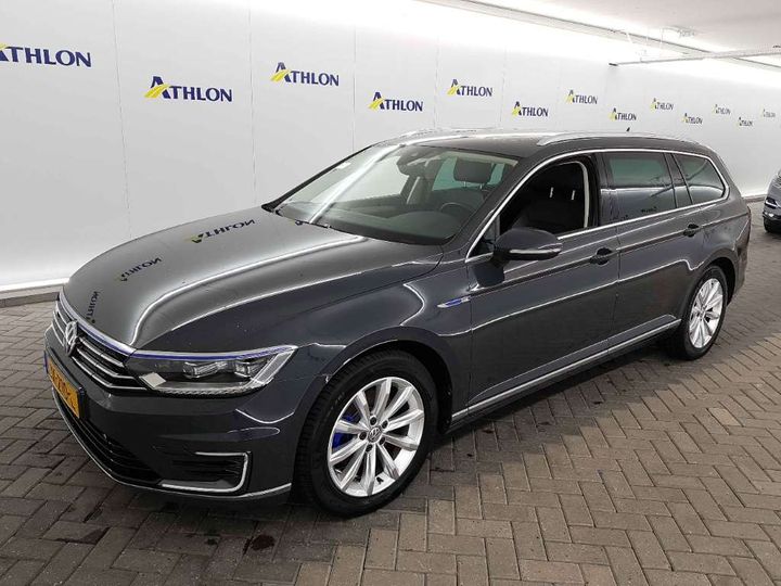 VOLKSWAGEN PASSAT 2016 wvwzzz3czhe015271