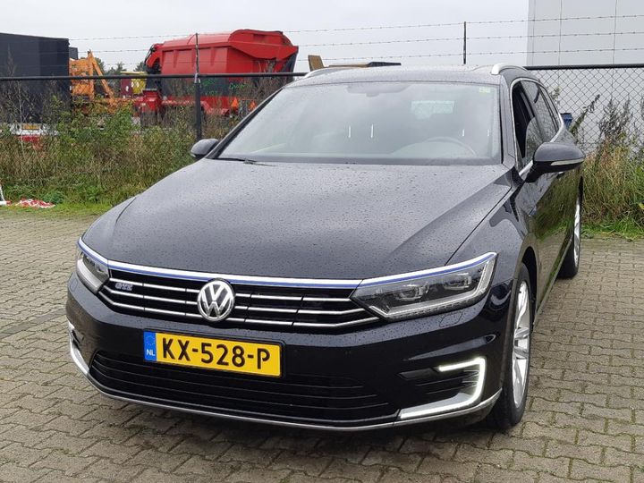 VOLKSWAGEN PASSAT 2016 wvwzzz3czhe015295