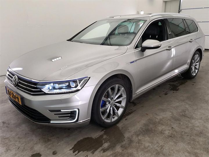 VOLKSWAGEN PASSAT 2016 wvwzzz3czhe015307