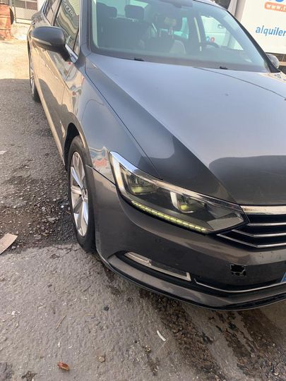 VOLKSWAGEN PASSAT 2016 wvwzzz3czhe016334