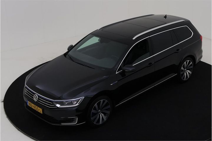 VOLKSWAGEN PASSAT 2016 wvwzzz3czhe017320