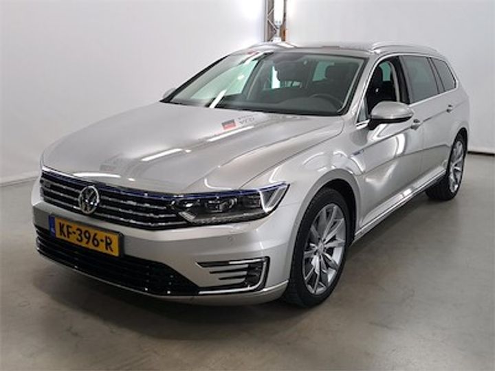 VOLKSWAGEN PASSAT 2016 wvwzzz3czhe019147