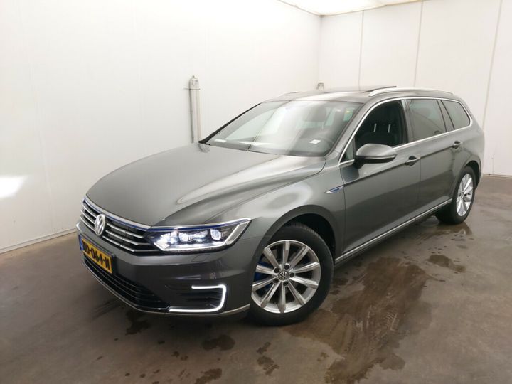 VOLKSWAGEN PASSAT 2016 wvwzzz3czhe026745