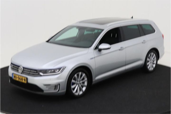 VOLKSWAGEN PASSAT 2016 wvwzzz3czhe027211