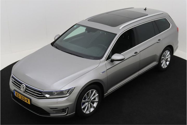 VOLKSWAGEN PASSAT 2016 wvwzzz3czhe027813