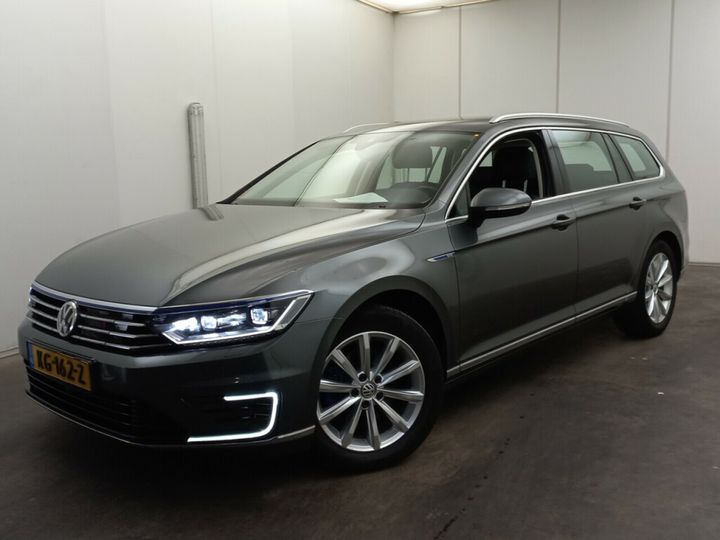 VOLKSWAGEN PASSAT 2016 wvwzzz3czhe030079