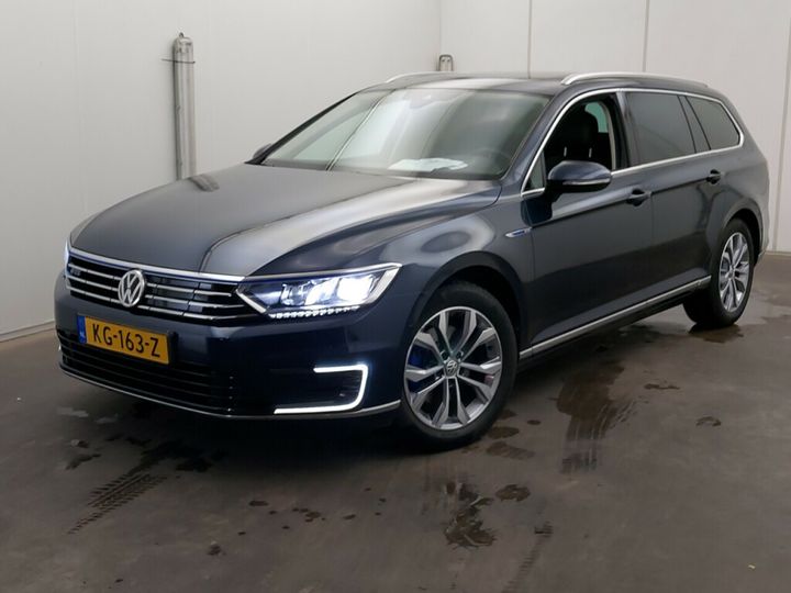 VOLKSWAGEN PASSAT 2016 wvwzzz3czhe031484