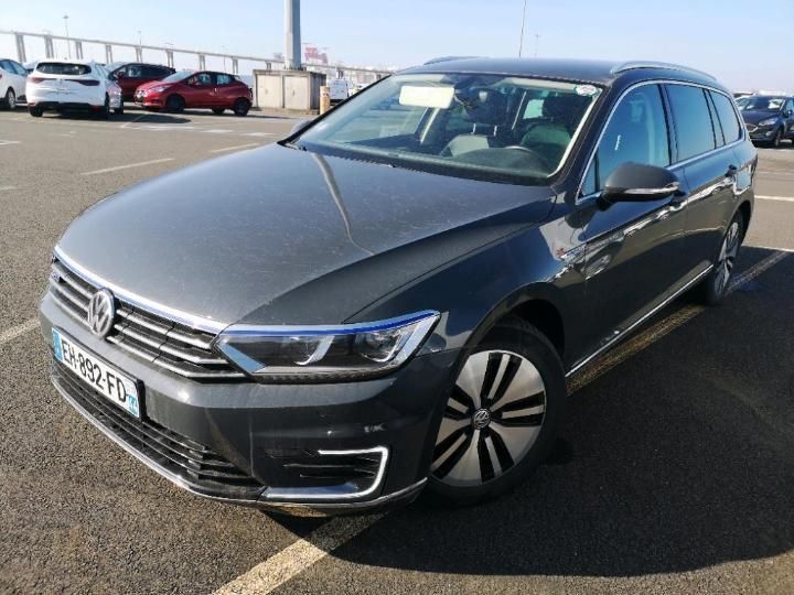 VOLKSWAGEN PASSAT 2016 wvwzzz3czhe031674