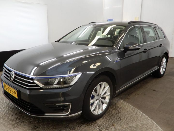 VOLKSWAGEN PASSAT 2016 wvwzzz3czhe038351