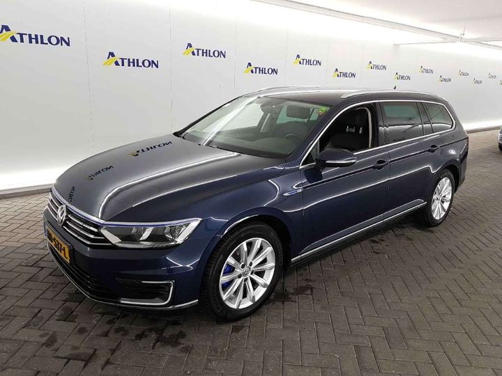 VOLKSWAGEN PASSAT 2016 wvwzzz3czhe039345