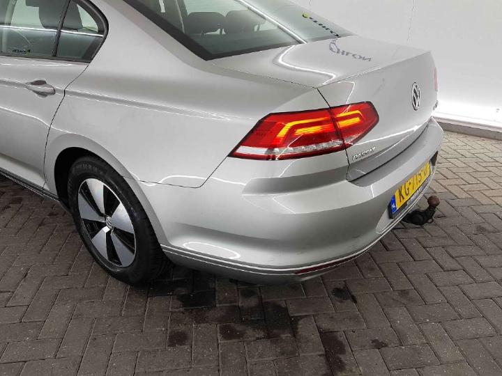 VOLKSWAGEN PASSAT 2016 wvwzzz3czhe040661