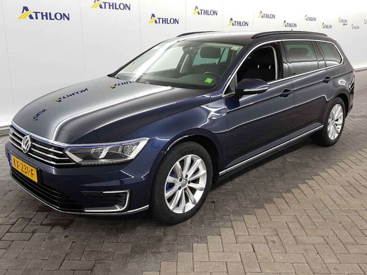 VOLKSWAGEN PASSAT 2016 wvwzzz3czhe042181