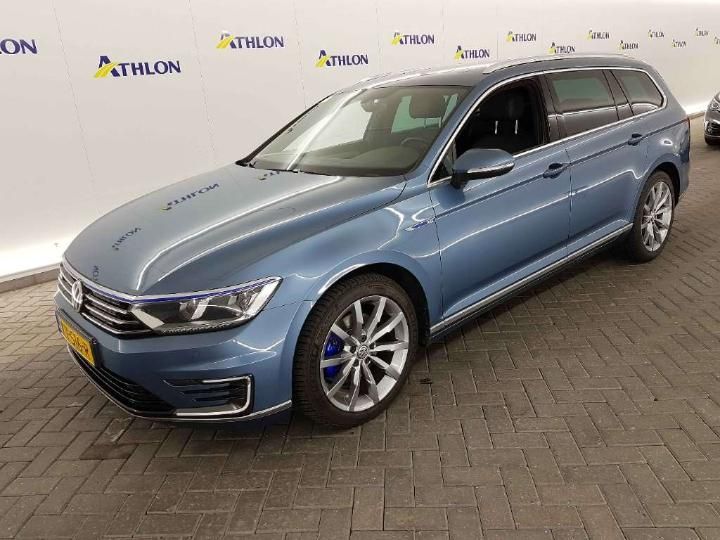 VOLKSWAGEN PASSAT 2016 wvwzzz3czhe043841