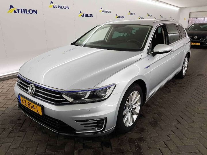 VOLKSWAGEN PASSAT 2016 wvwzzz3czhe050081