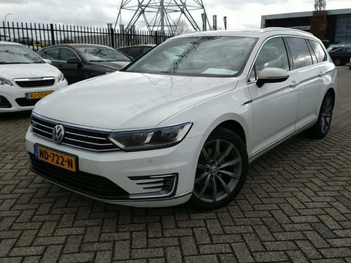 VOLKSWAGEN PASSAT 2016 wvwzzz3czhe050239