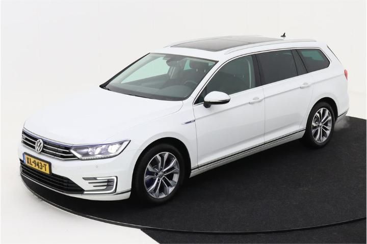 VOLKSWAGEN PASSAT 2016 wvwzzz3czhe053360