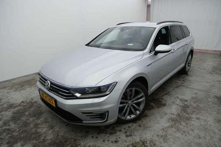 VOLKSWAGEN PASSAT 2016 wvwzzz3czhe053396