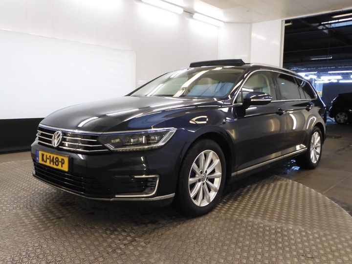 VOLKSWAGEN PASSAT 2016 wvwzzz3czhe055225