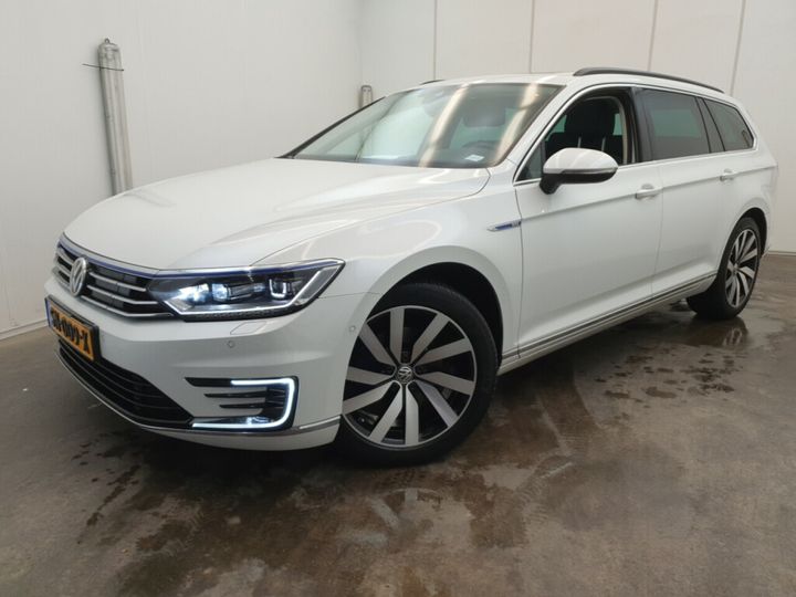 VOLKSWAGEN PASSAT 2016 wvwzzz3czhe064621