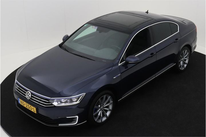 VOLKSWAGEN PASSAT 2016 wvwzzz3czhe064717