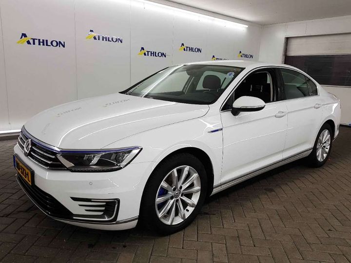 VOLKSWAGEN PASSAT 2016 wvwzzz3czhe064862