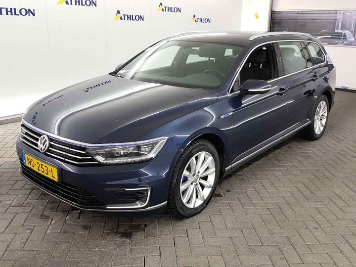 VOLKSWAGEN PASSAT 2016 wvwzzz3czhe065676