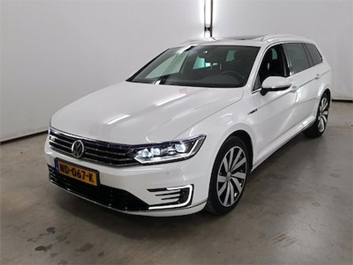 VOLKSWAGEN PASSAT 2016 wvwzzz3czhe065931