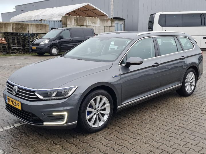 VOLKSWAGEN PASSAT 2016 wvwzzz3czhe066135