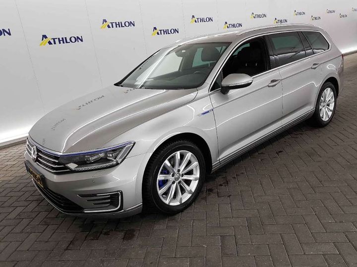 VOLKSWAGEN PASSAT 2016 wvwzzz3czhe066647